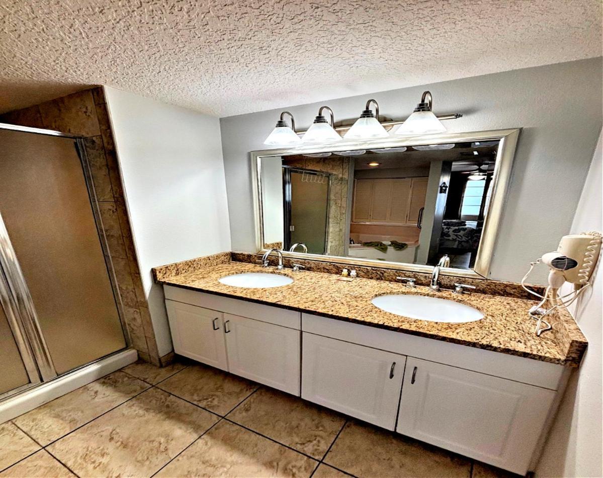 2 Bedroom Direct Oceanfront Wyndham Ocean Walk Daytona Beach 2226-0 Zewnętrze zdjęcie
